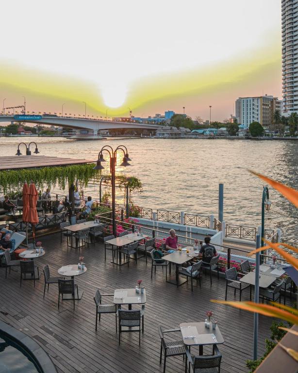 ריבה סוריה בנגקוק (Riva Surya Bangkok)