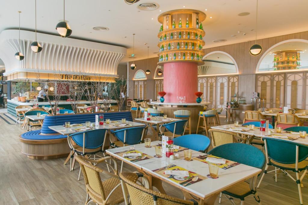 סנטרה גראנד סנטרל וורלד (Centara Grand at Central World)