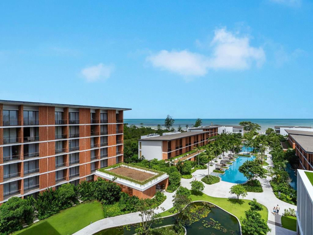 פולמן קאולק (Pullman Khao Lak Resort)