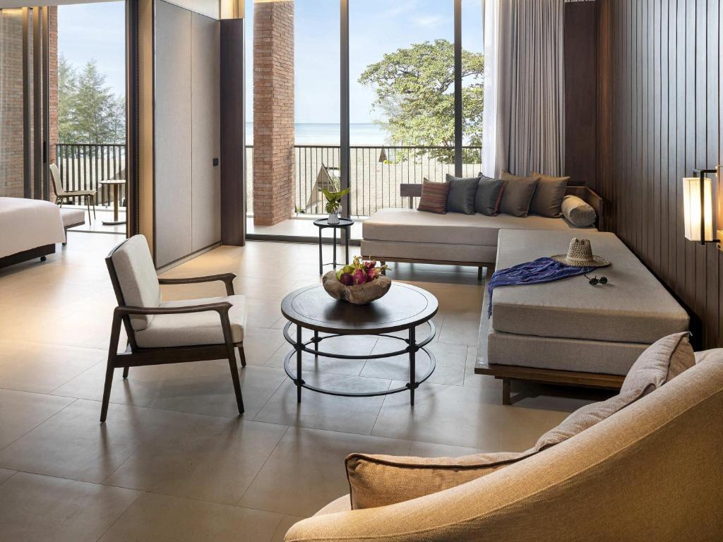 פולמן קאולק (Pullman Khao Lak Resort)
