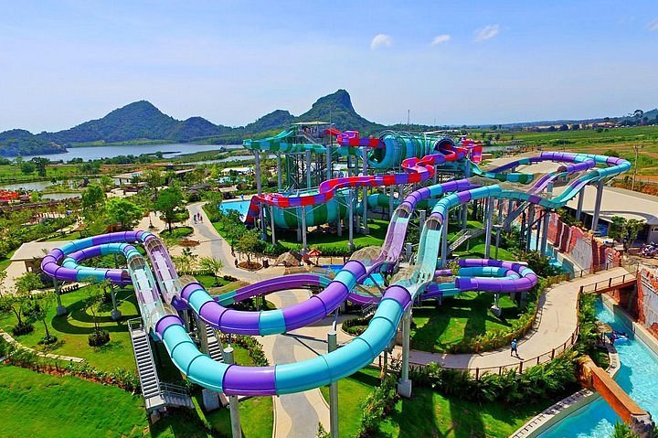 פארק מים רמאיאנה (Ramayana Water Park)