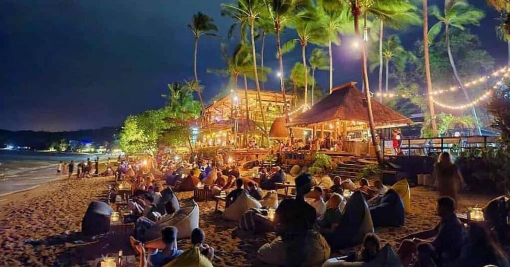 חוף צ’אוונג (Chaweng Beach)