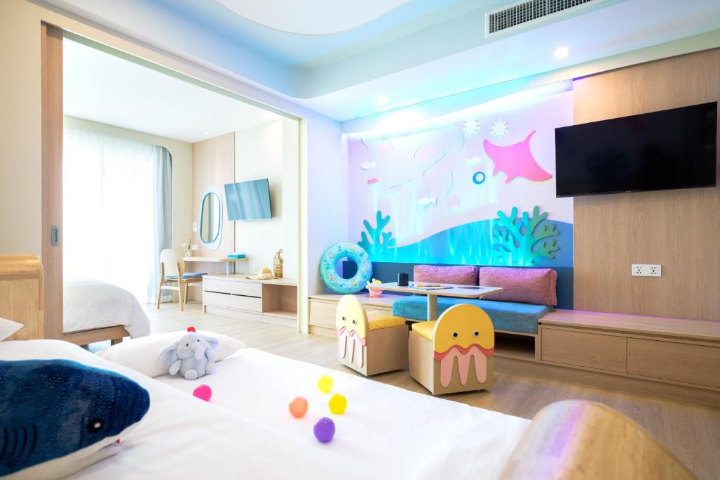קטטני פוקט ביץ’ ריזורט (Katathani Phuket Beach Resort)