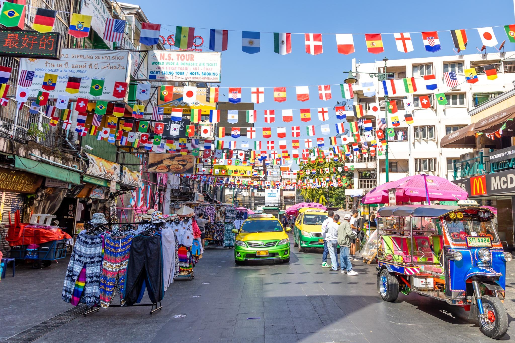 רחוב הקאוסן (Khao San Road)