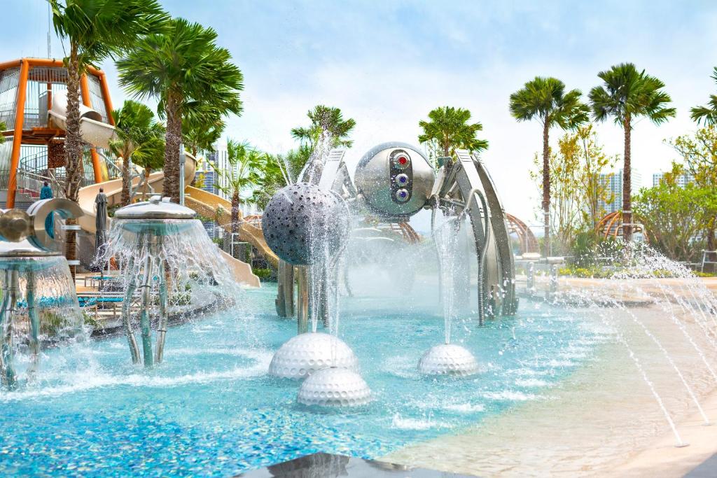 גרנדה סנטר פוינט פטאיה (Grande Centre Point Pattaya)