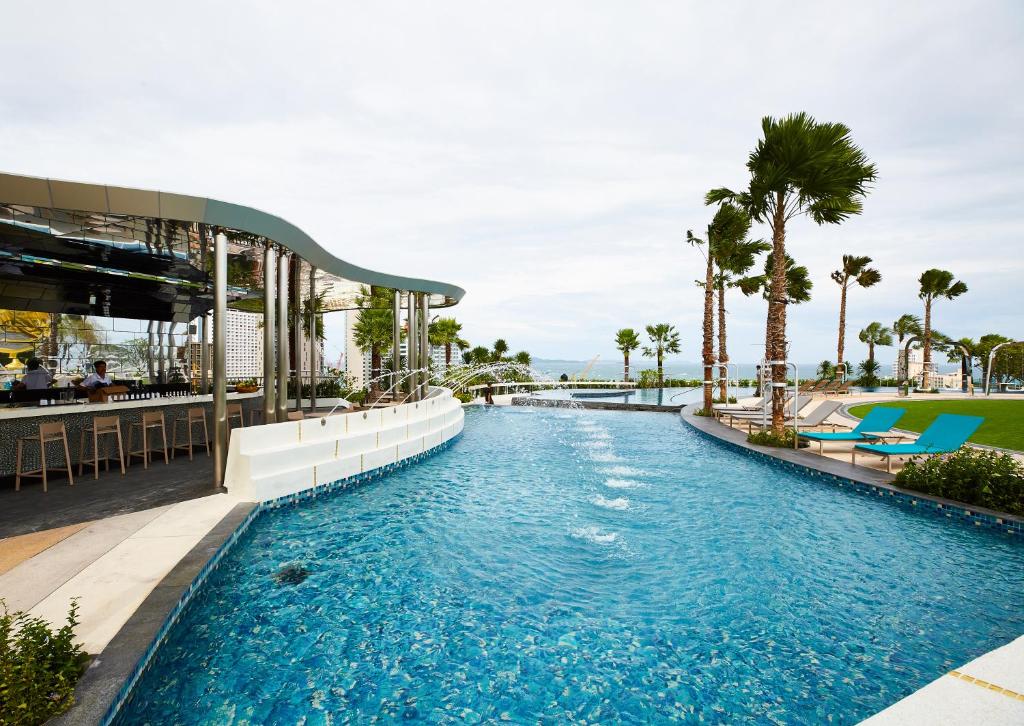 גרנדה סנטר פוינט פטאיה (Grande Centre Point Pattaya)