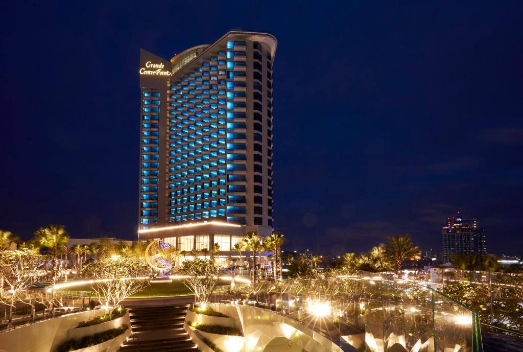 גרנדה סנטר פוינט פטאיה (Grande Centre Point Pattaya)