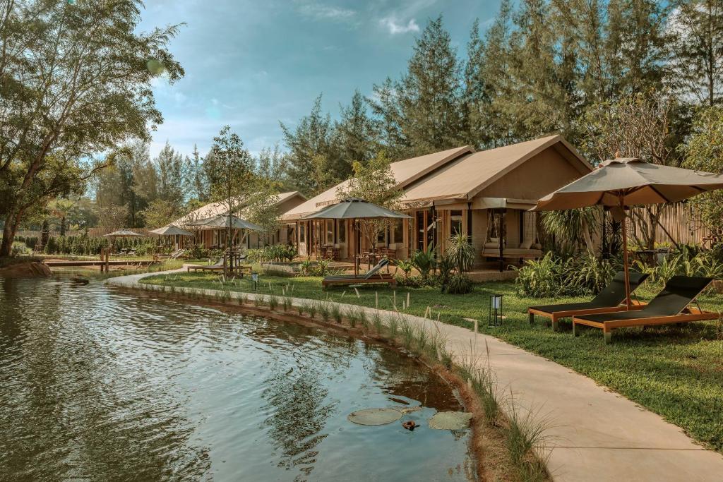 טווינפאלמס טנטד קאמפ פוקט (Twinpalms Tented Camp Phuket)
