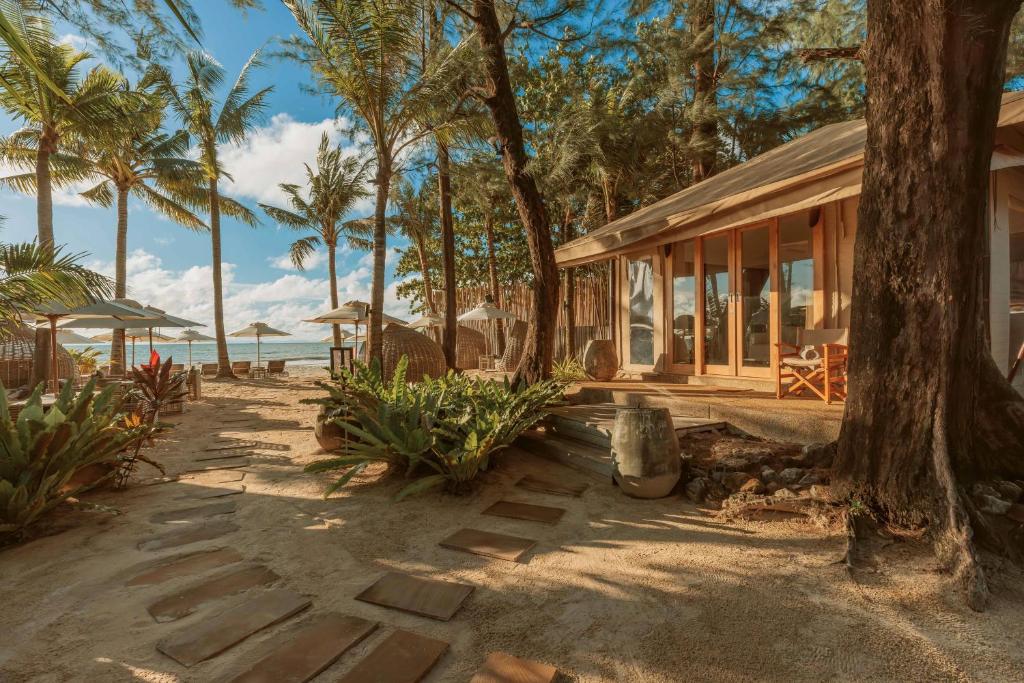 טווינפאלמס טנטד קאמפ פוקט (Twinpalms Tented Camp Phuket)