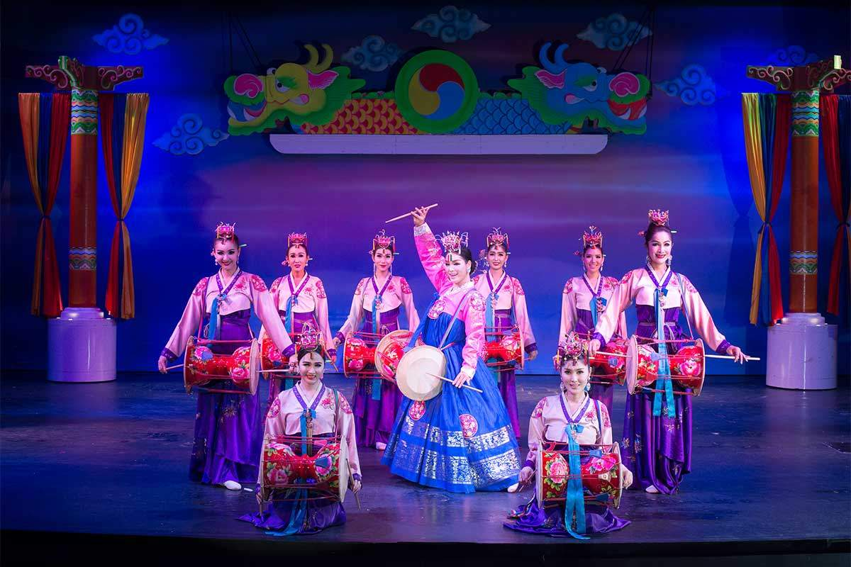 סיימון קברט פוקט – Simon Cabaret Phuket