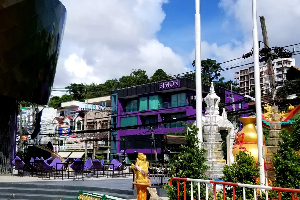 סיימון קברט פוקט – Simon Cabaret Phuket