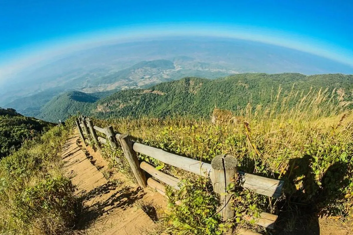 טיול יום לדוי אינתנון – Day tour to Doi Inthanon